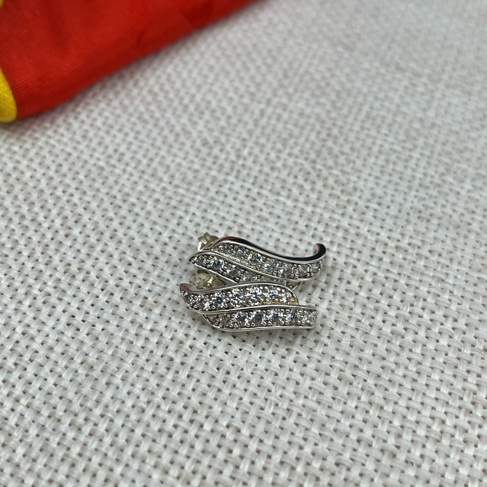 Vintage Diamonique Sterling Silver Wave Stud Earrings - Picture 4 of 17